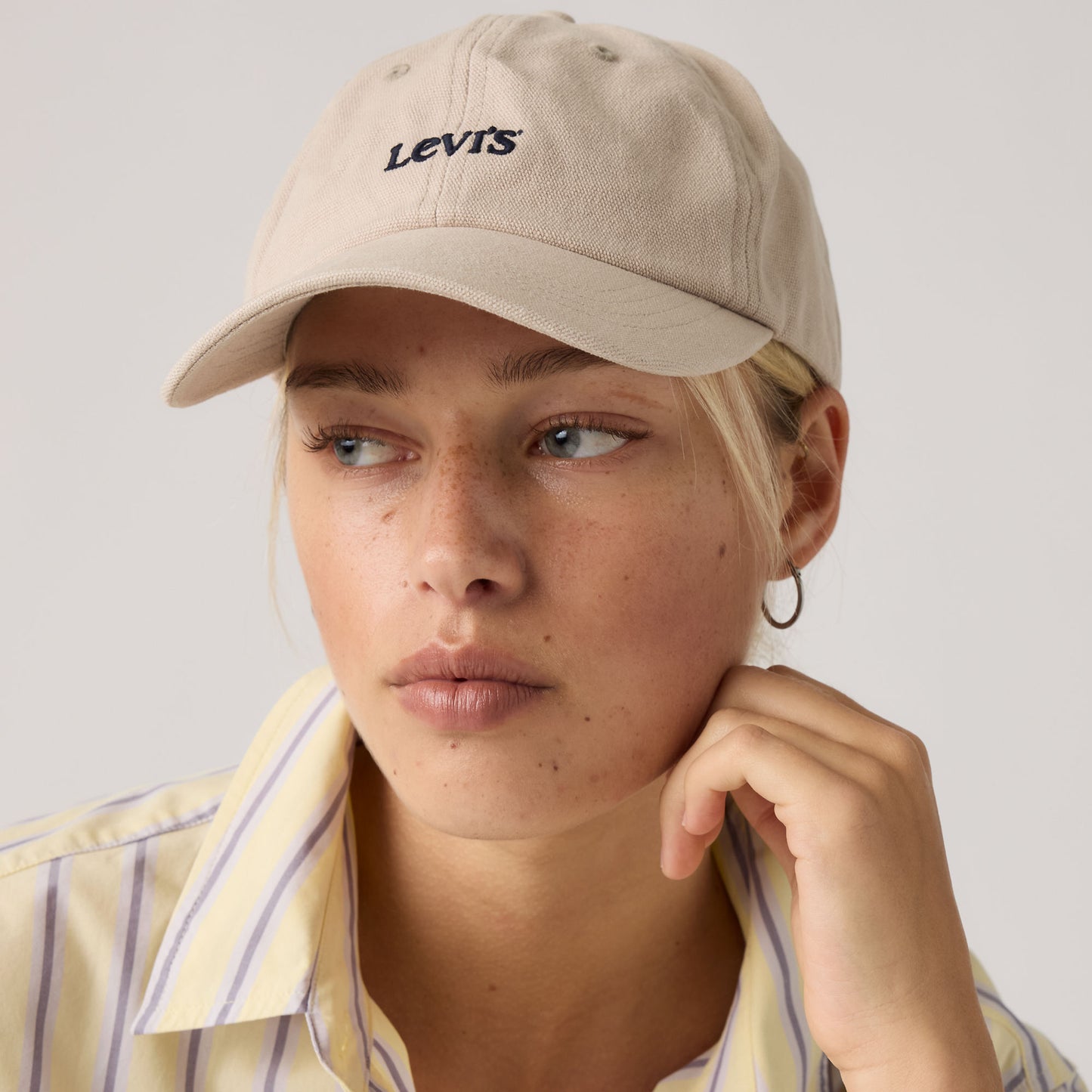 LEVI'S® WOMEN'S CLUB LOGO CAP - GREYS