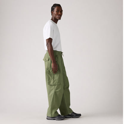 LEVI'S® MEN'S BAGGY FIELD CARGOS - GREEN