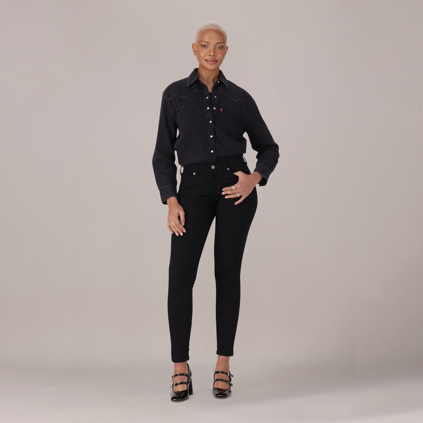 LEVI'S® WOMEN'S CURVY SUPER SKINNY  - BLACK