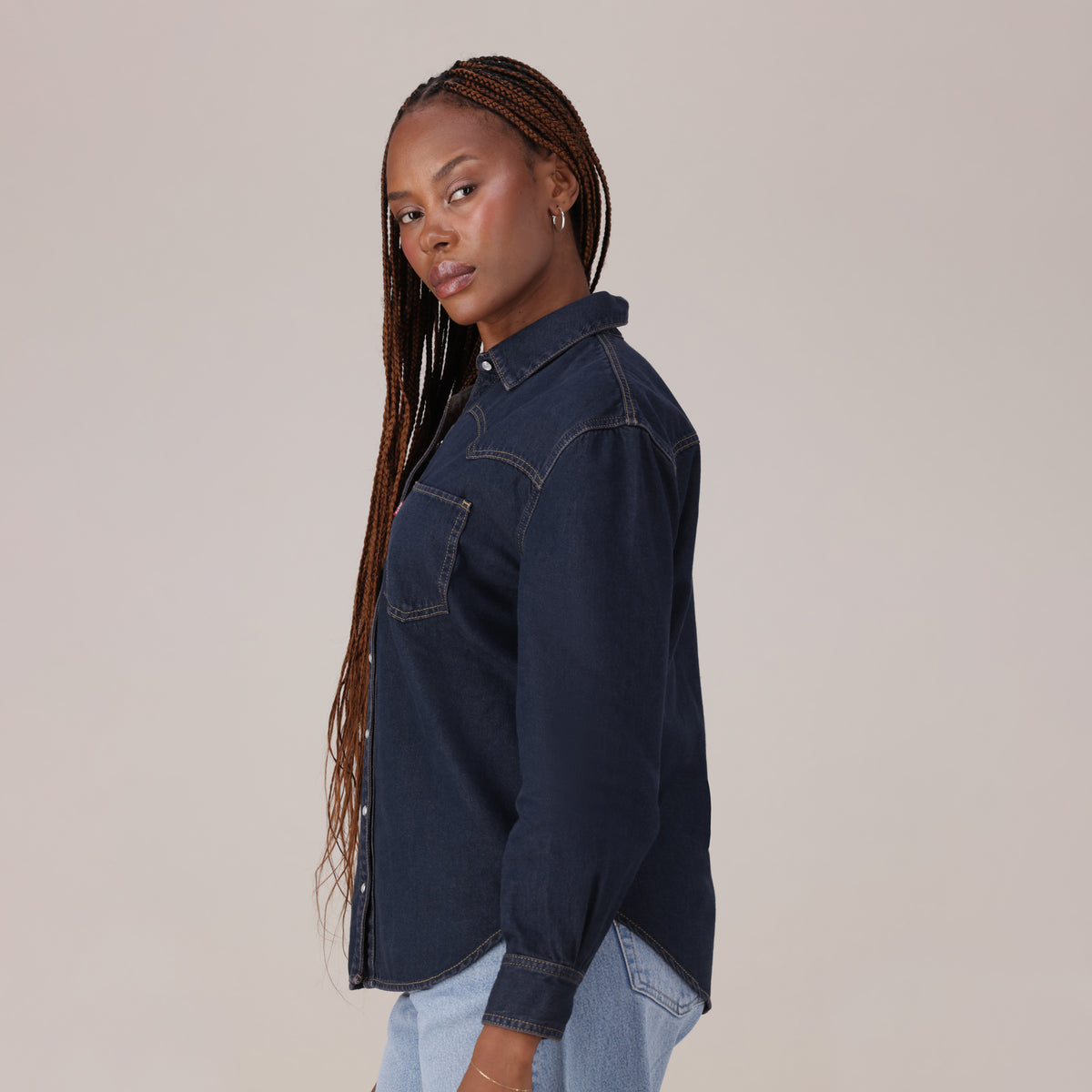 LEVI'S® WOMEN'S TEODORA WESTERN SHIRT - DARK INDIGO - WORN IN