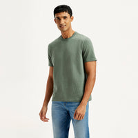 Levi's® Men's Solid Regular Fit T-Shirt