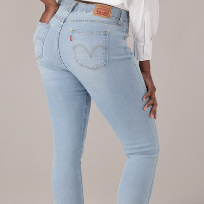 LEVI'S® WOMEN'S CURVY HIGH-RISE SUPER SKINNY  - MED INDIGO - WORN IN
