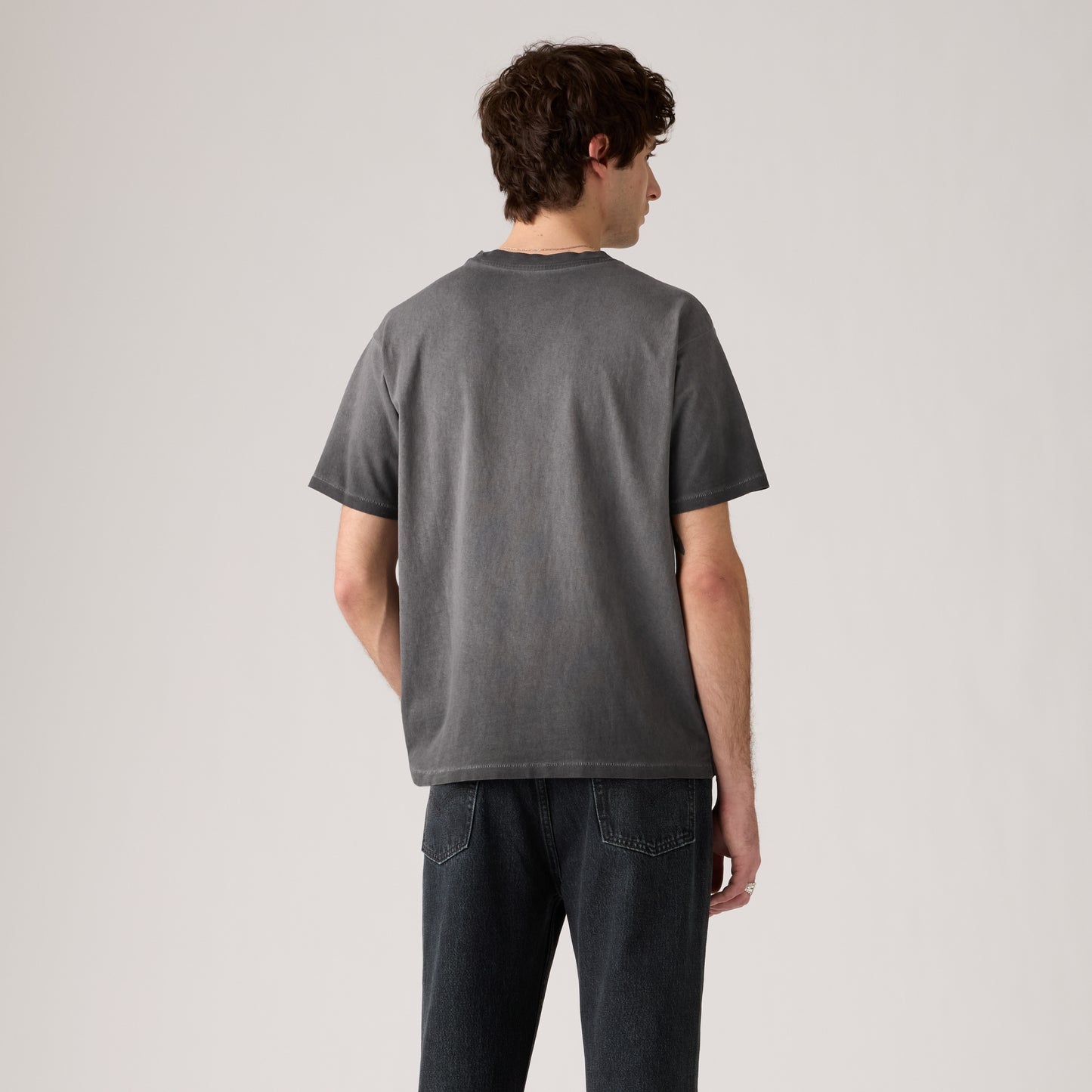 LEVI'S® MEN'S RED TAB VINTAGE T-SHIRT - BLACK