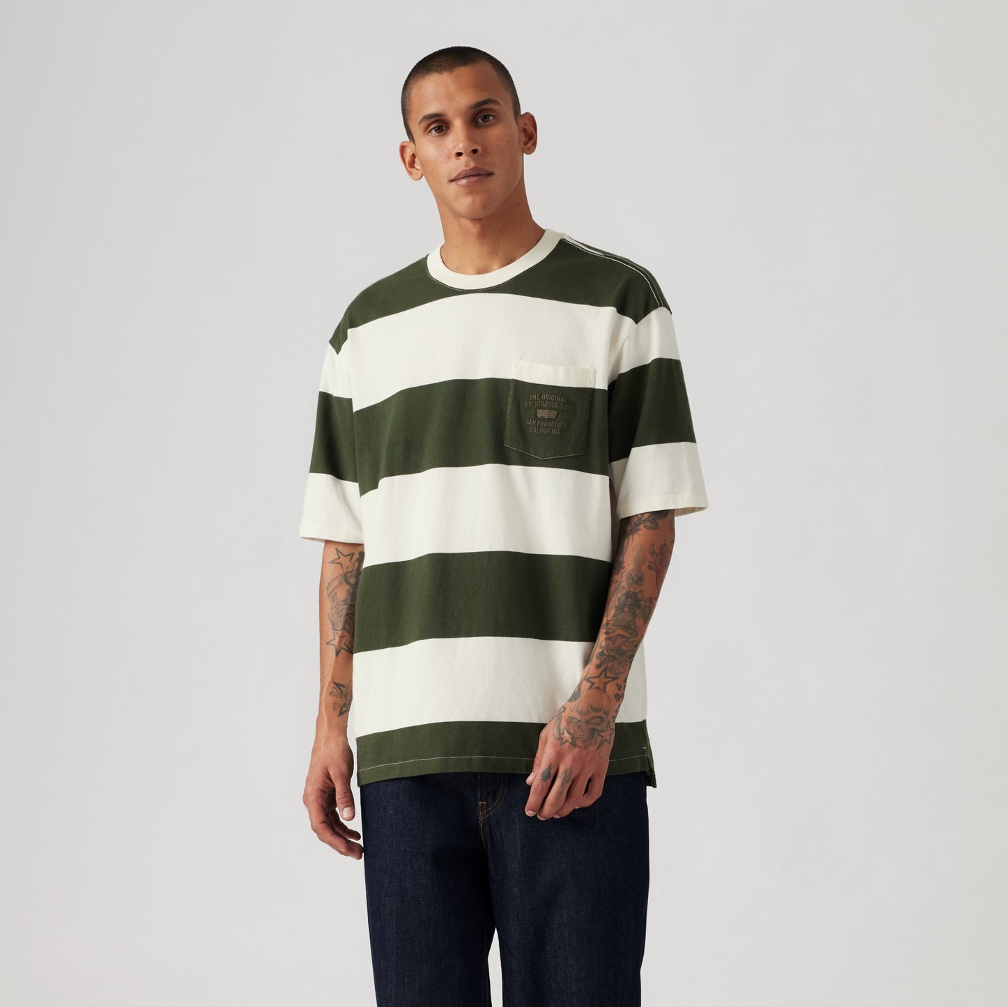 LEVI'S® MEN'S STEPPED HEM HALF-SLEEVE TEE - MULTI-COLOUR