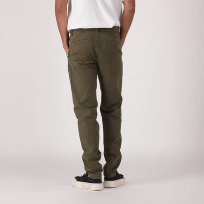 LEVI'S® MEN'S XX CHINO STANDARD TAPER - GREEN