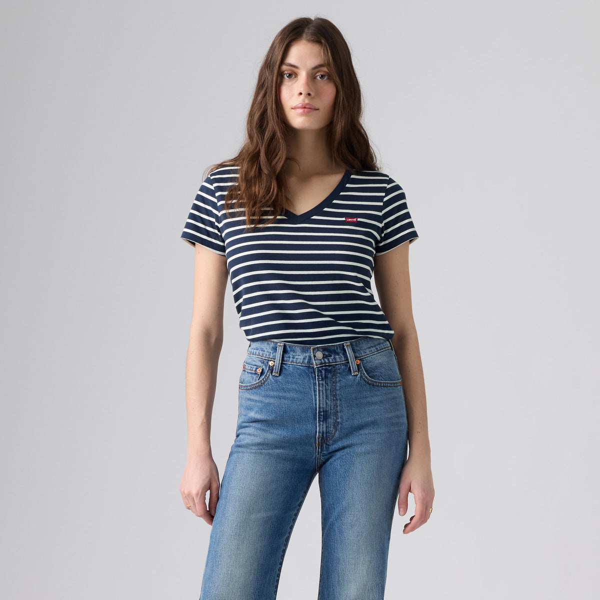LEVI'S® WOMEN'S PERFECT V-NECK T-SHIRT - MULTI-COLOR