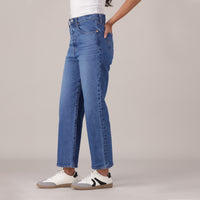 LEVI'S® WOMEN'S RIBCAGE STRAIGHT ANKLE JEANS - MED INDIGO - WORN IN