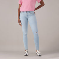 LEVI'S® WOMEN'S CURVY SKINNY  - MED INDIGO - WORN IN