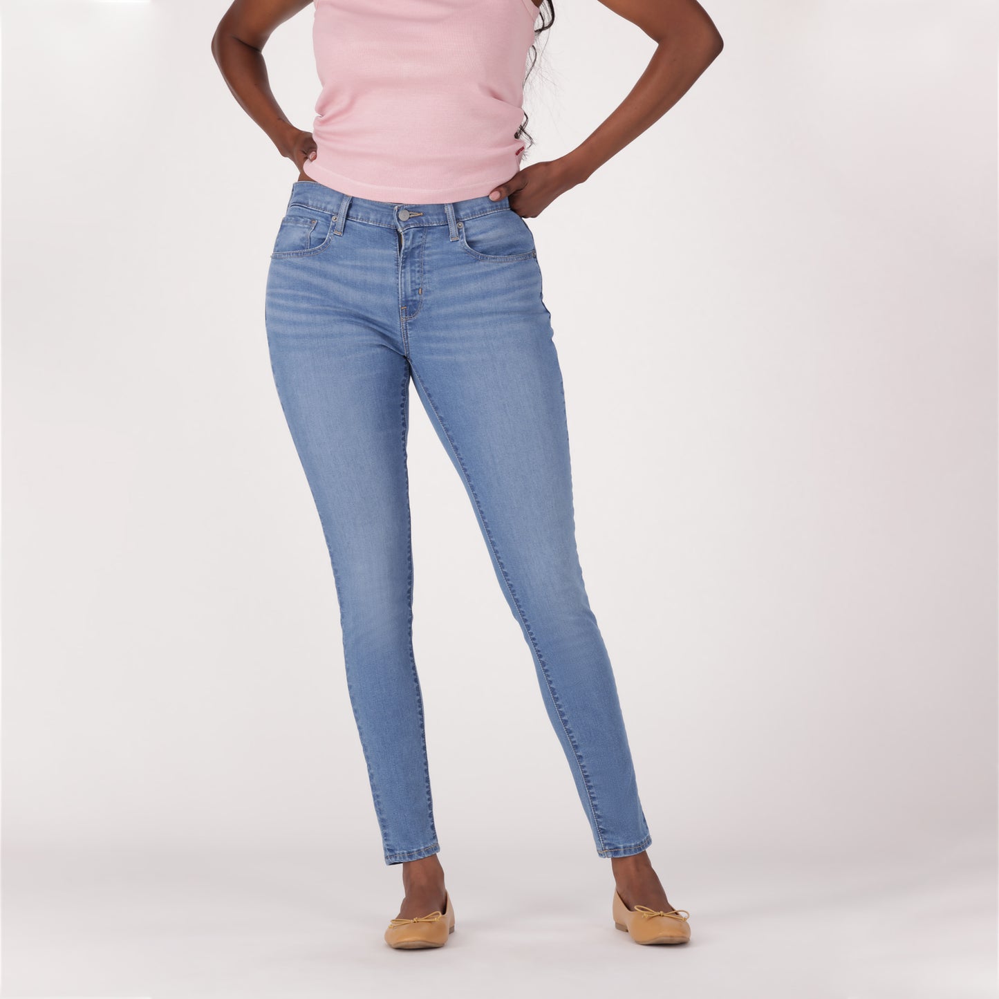 LEVI'S® WOMEN'S CURVY HIGH-RISE SUPER SKINNY  - MED INDIGO - WORN IN