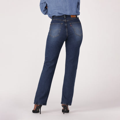 LEVI'S® WOMEN'S 501® CURVE JEANS - MED INDIGO - WORN IN