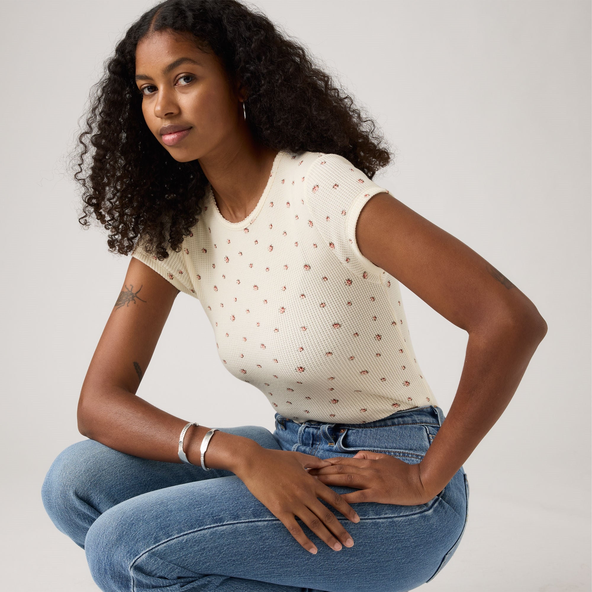 LEVI'S® WOMEN'S DRY GOODS WAFFLE CAP-SLEEVE TEE - MULTI COLOUR