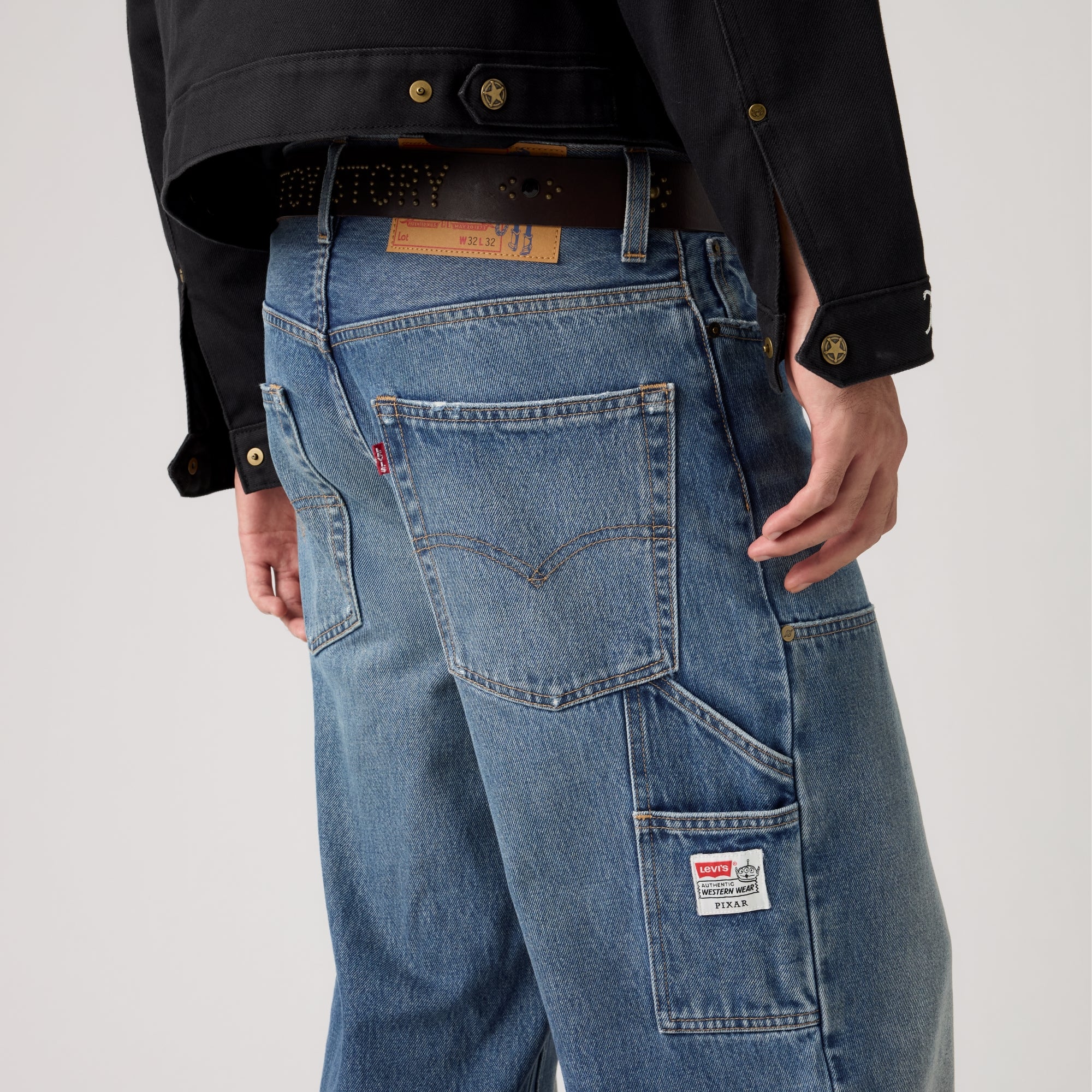 LEVI'S® X TOY STORY MEN'S WESTERN FLARE JEANS - MED INDIGO - WORN IN
