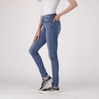 LEVI’S® WOMEN'S 721 HIGH-RISE SKINNY JEANS - MED INDIGO - WORN IN