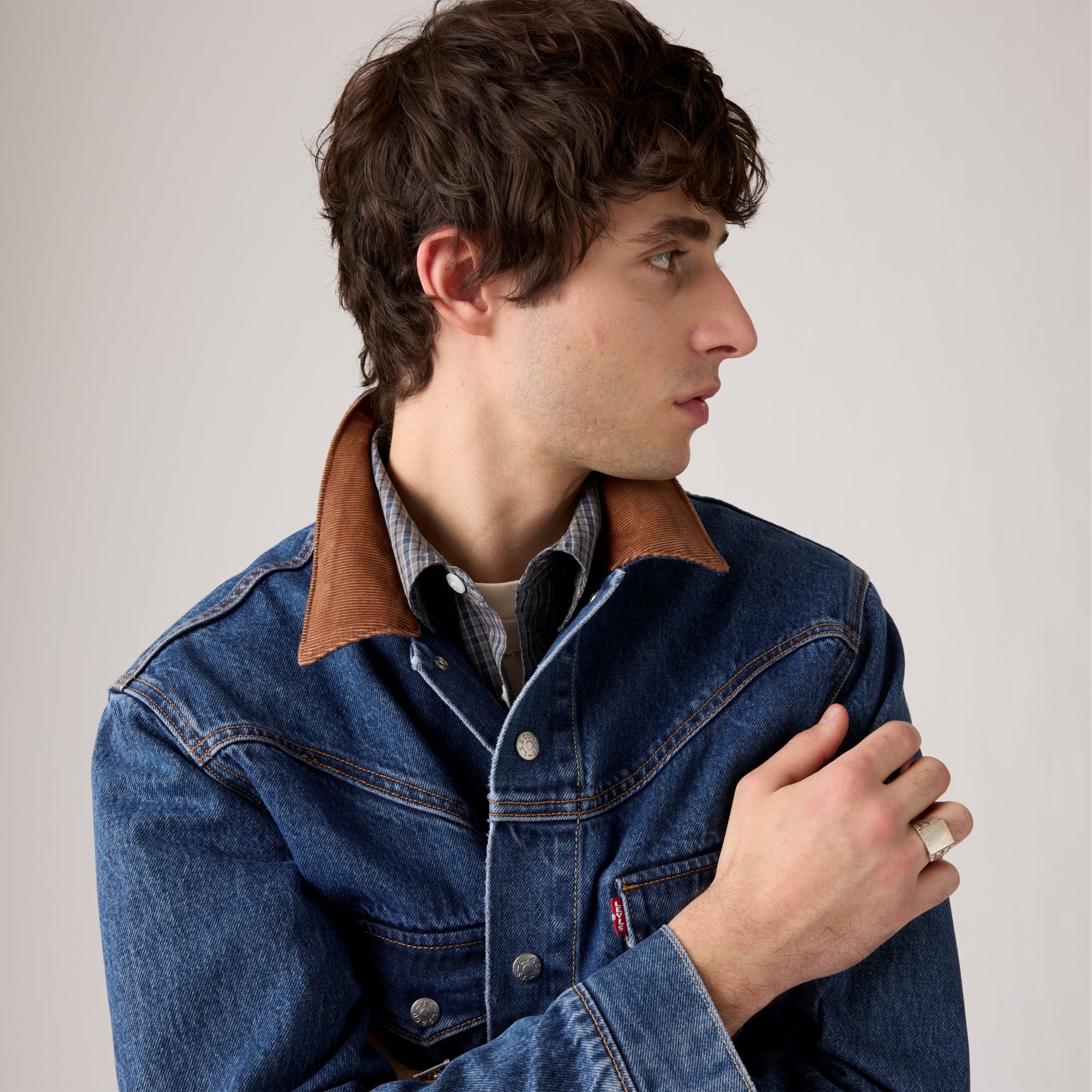 LEVI'S® MEN'S WESTERN SHORTHORN TRUCKER JACKET - BLUE