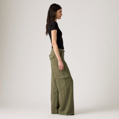 LEVI'S® WOMEN'S BAGGY DAD CARGOS - GREEN