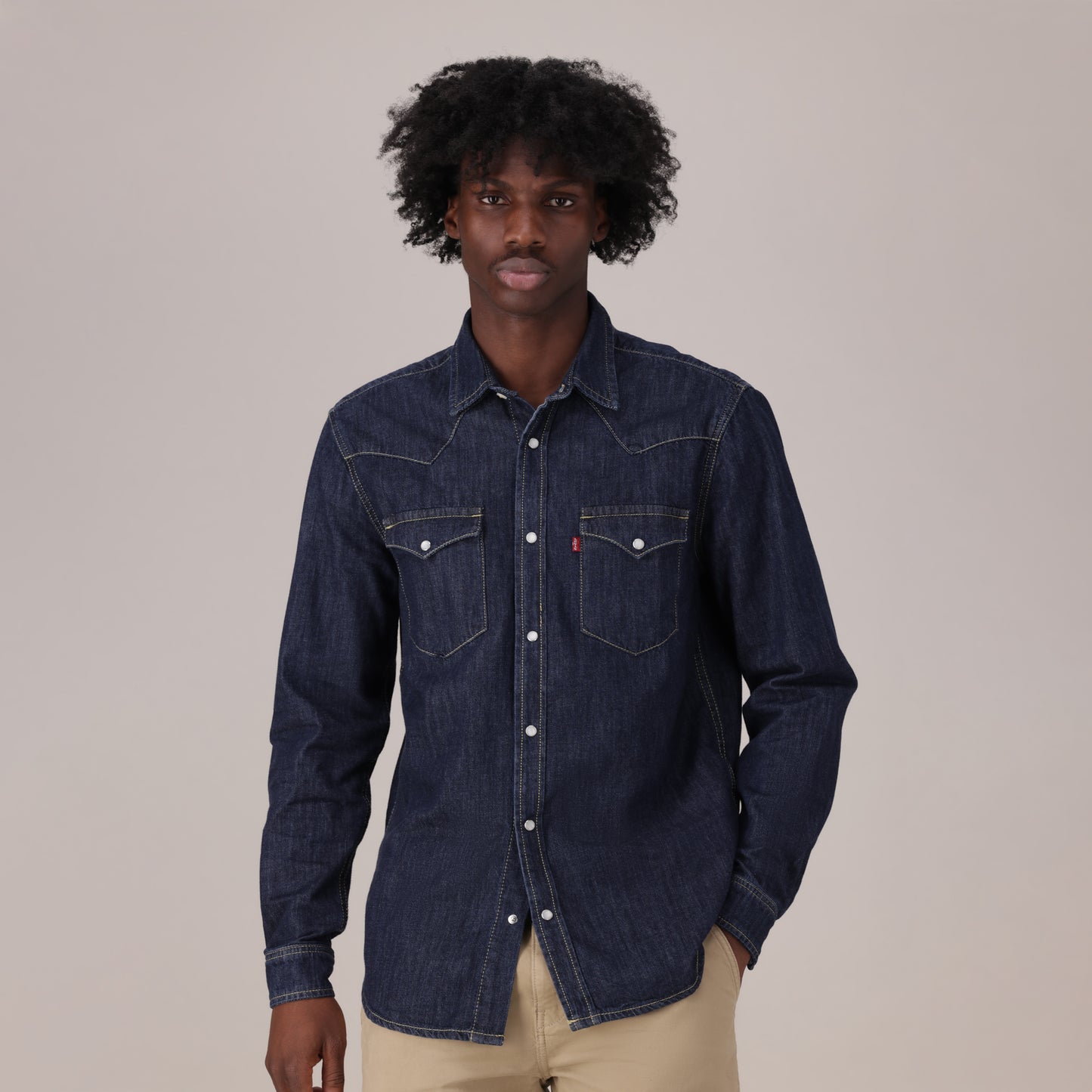 LEVI'S® MEN'S CLASSIC STANDARD FIT WESTERN SHIRT - BLUE