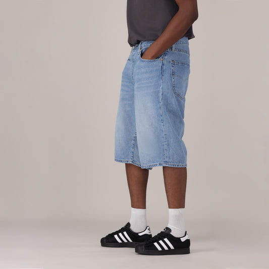 LEVI'S® MEN'S 478 BAGGY SHORTS - MED INDIGO - WORN IN