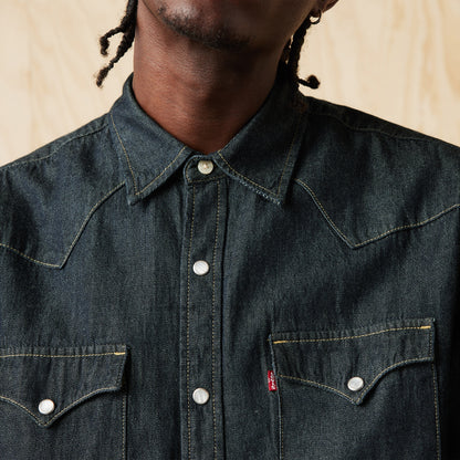 LEVI'S® MEN'S CLASSIC STANDARD FIT WESTERN SHIRT - BLUE