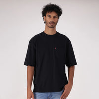 LEVI'S® MEN'S HALF-SLEEVE POCKET T-SHIRT - BLACK