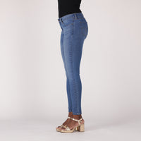 LEVI'S® WOMEN'S CURVY SUPER SKINNY - MED INDIGO - WORN IN
