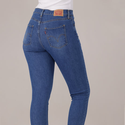 Levi's® Women's Curvy High-Rise Super Skinny - Med Indigo - Worn In