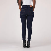 LEVI'S® WOMEN'S 720 HIGH-RISE SUPER SKINNY JEANS - DARK INDIGO - FLAT FINISH
