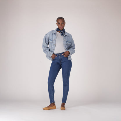 LEVI'S® WOMEN'S CURVY HIGH-RISE SUPER SKINNY - MED INDIGO - WORN IN