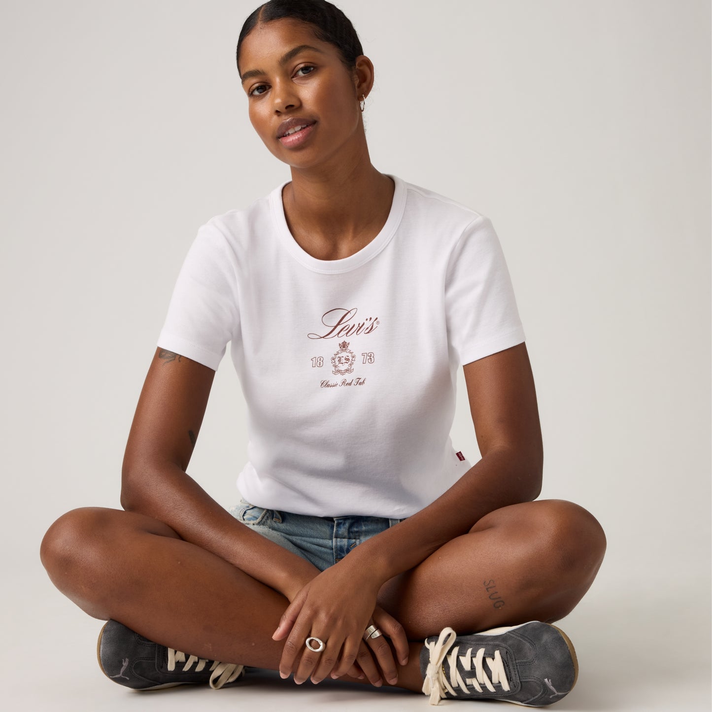 LEVI'S® WOMEN'S GRAPHIC RICKIE T-SHIRT - WHITE