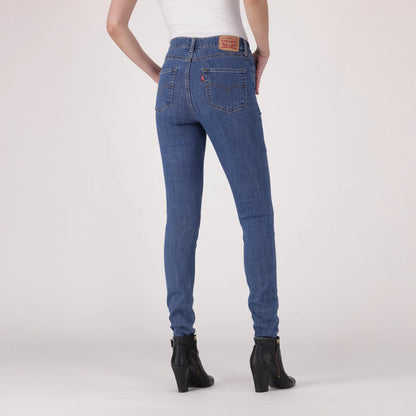 LEVI’S® WOMEN'S 721 HIGH-RISE SKINNY JEANS - MED INDIGO - FLAT FINISH