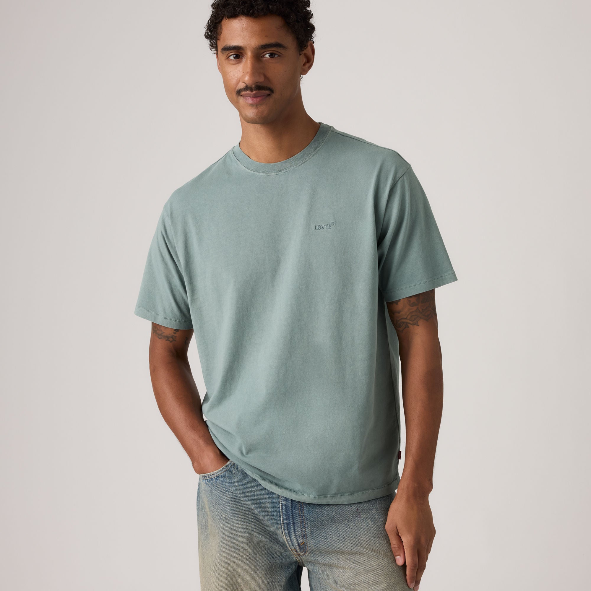 LEVI'S® MEN'S RED TAB™ VINTAGE T-SHIRT - GREEN