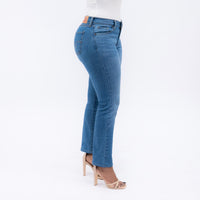LEVI'S® WOMEN'S CURVY STRAIGHT - MED INDIGO - WORN IN