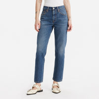 LEVI’S® WOMEN’S 501® ORIGINAL LIGHTWEIGHT CROPPED JEANS - MED INDIGO - WORN IN