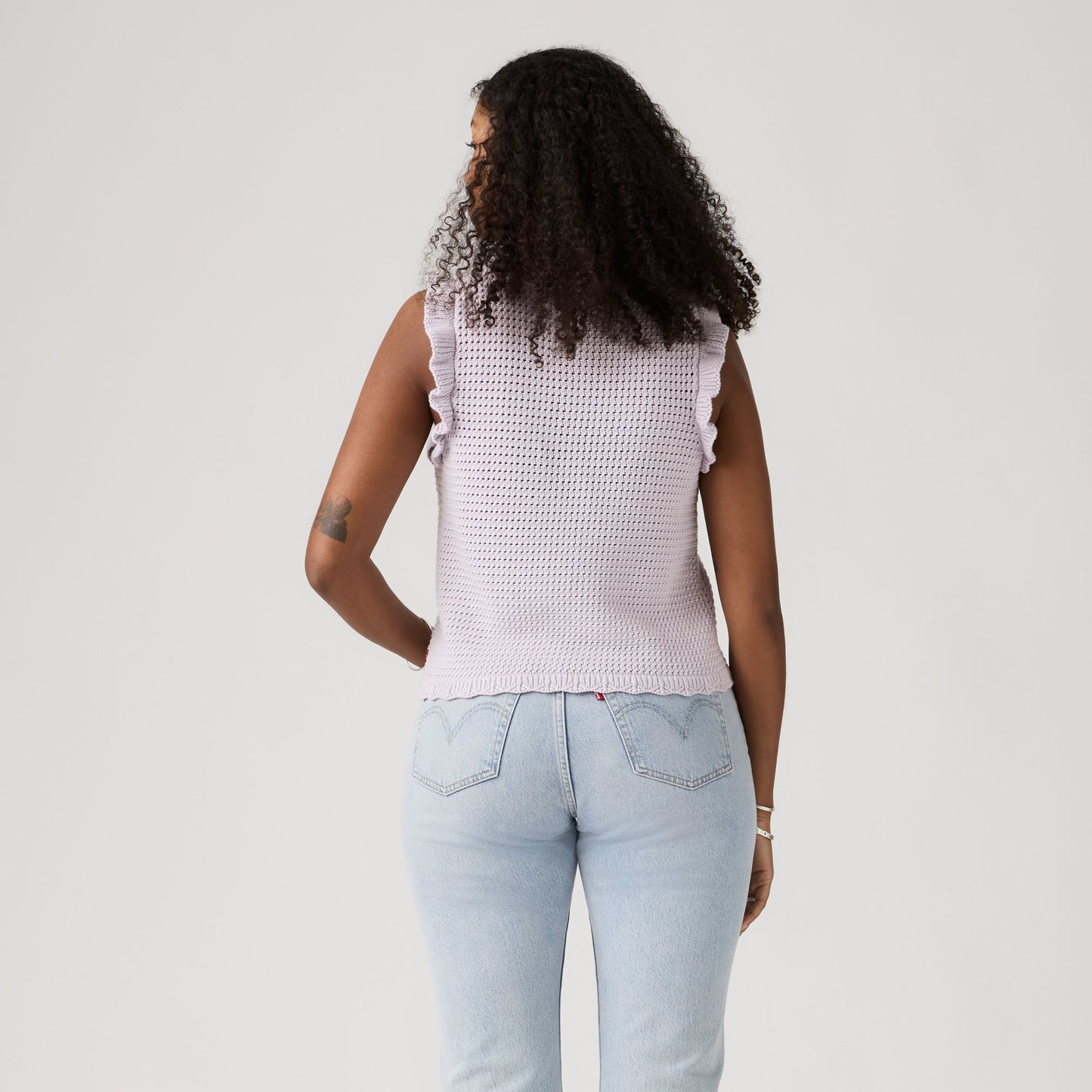 LEVI'S® WOMEN'S LULU FLUTTER SLEEVE SWEATER TANK - BLUE
