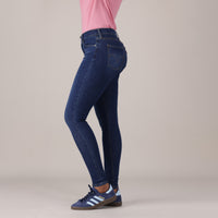 LEVI'S® WOMEN'S CURVY SUPER SKINNY  - DARK INDIGO - WORN IN