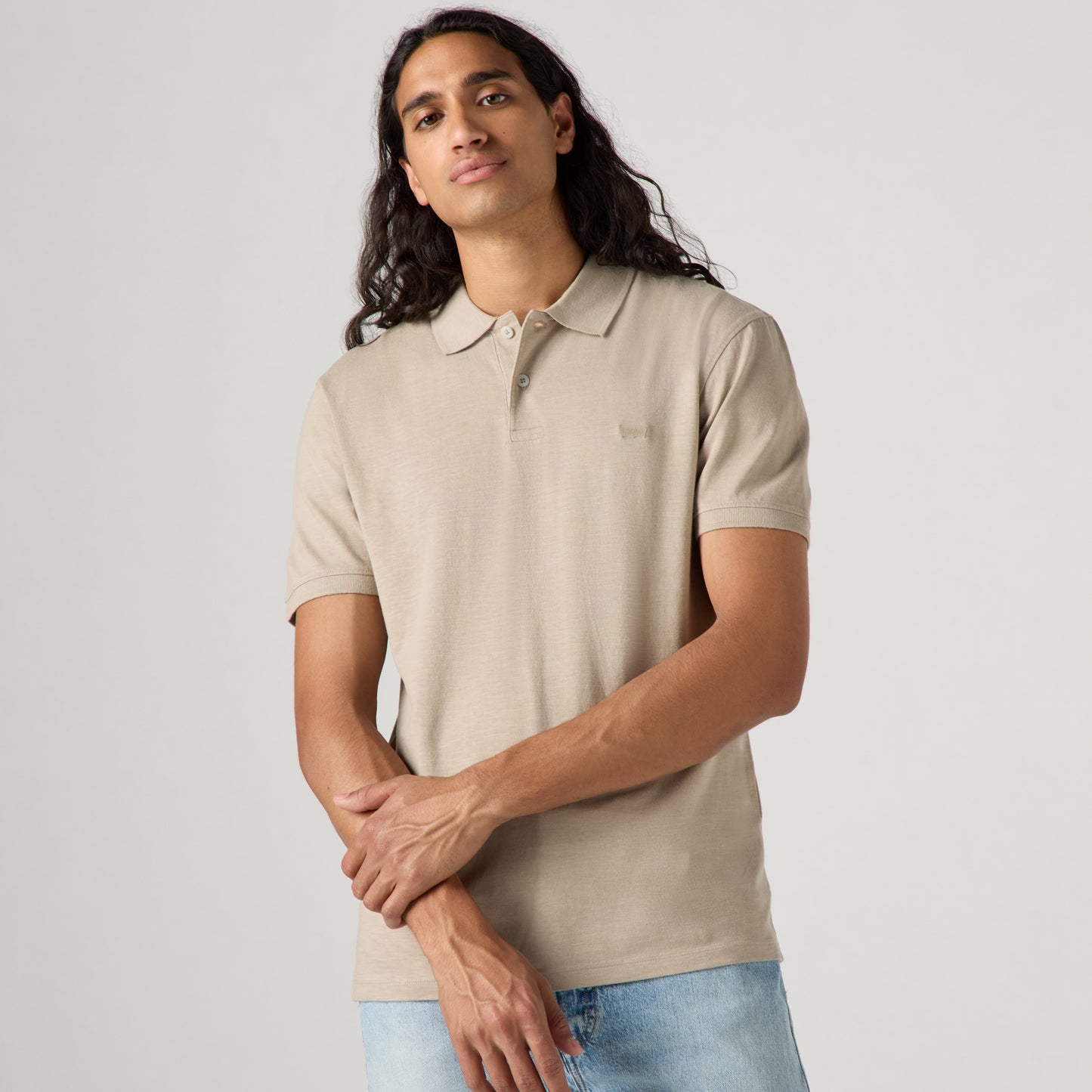 LEVI'S® MEN’S SLIM HOUSEMARK POLO SHIRT - NEUTRAL