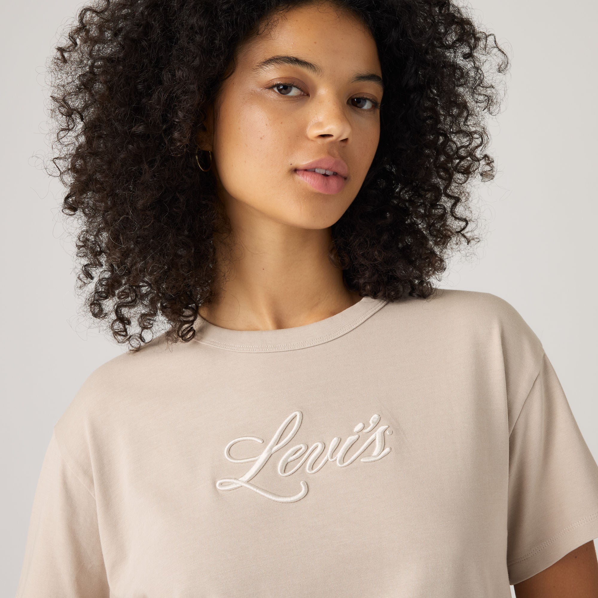 LEVI'S® WOMEN'S GRAPHIC VINTAGE SHORT-SLEEVE TEE - NEUTRAL
