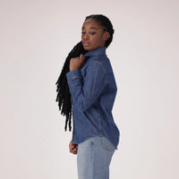 LEVI'S® WOMEN'S ICONIC WESTERN SHIRT - DARK INDIGO - FLAT FINISH