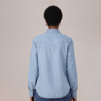 LEVI'S® WOMEN'S HERITAGE WESTERN DENIM SHIRT - MED INDIGO - WORN IN