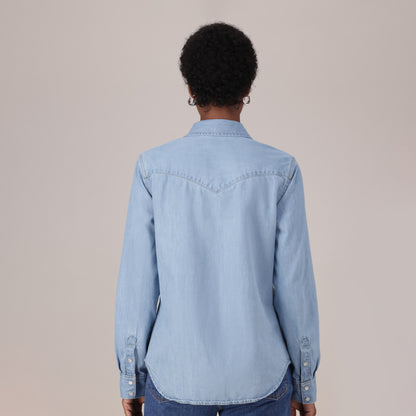 LEVI'S® WOMEN'S HERITAGE WESTERN DENIM SHIRT - MED INDIGO - WORN IN
