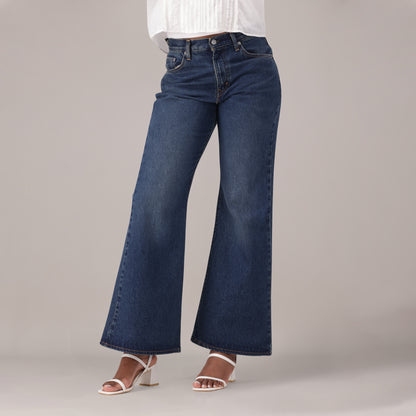 LEVI'S® WOMEN'S CINCH FLARE JEANS - DARK INDIGO - WORN IN