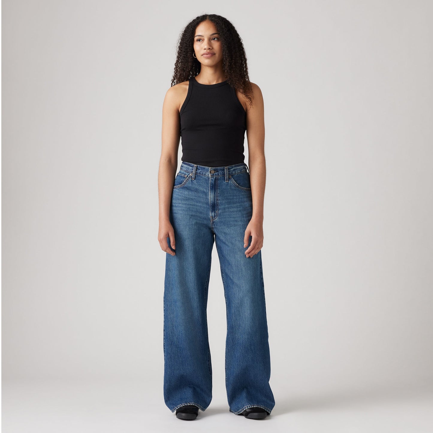 LEVI'S® WOMEN'S CINCH BAGGY JEANS - MED INDIGO - WORN IN