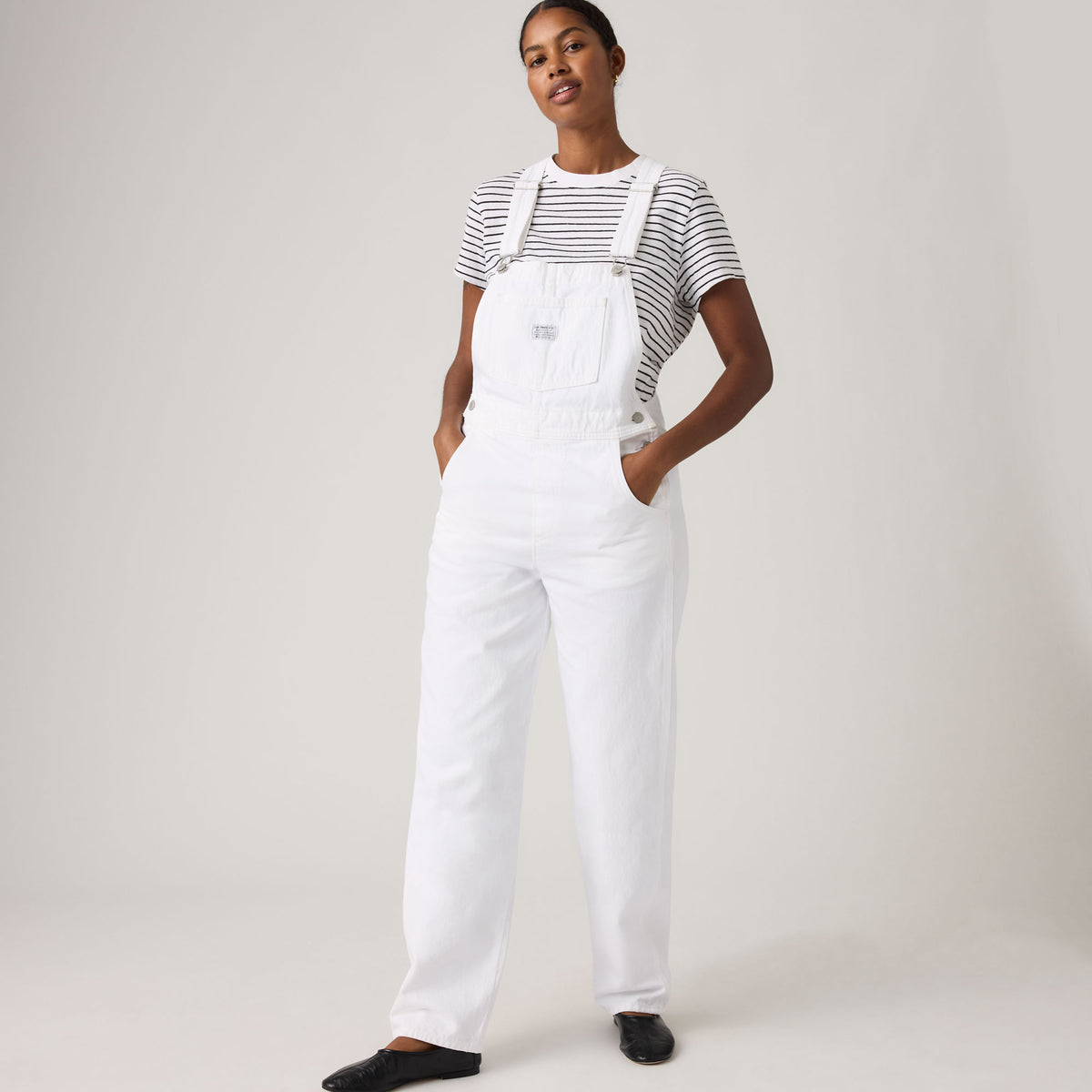 LEVI'S® WOMEN'S VINTAGE DENIM OVERALLS - WHITE
