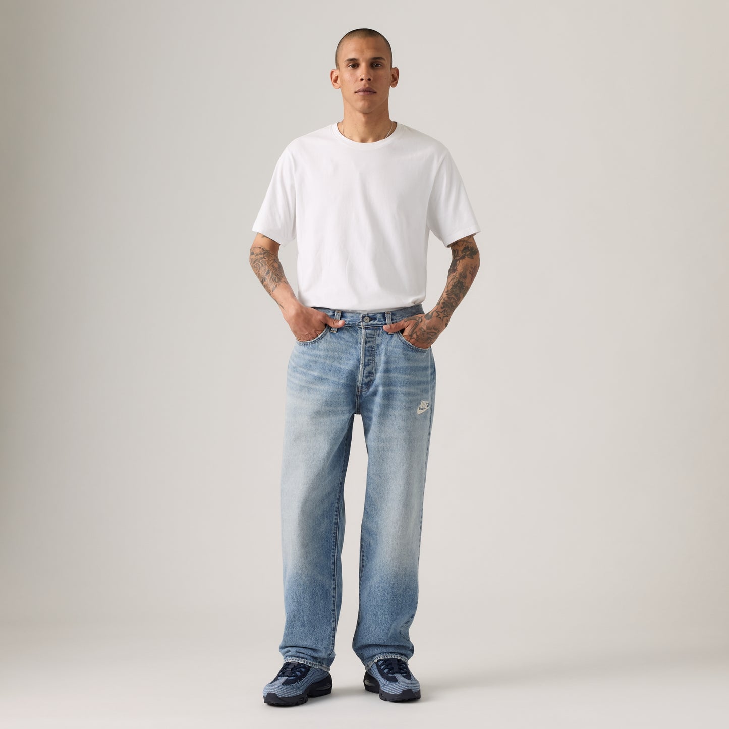 LEVI'S® X NIKE BAGGY JEANS - MED INDIGO - WORN IN