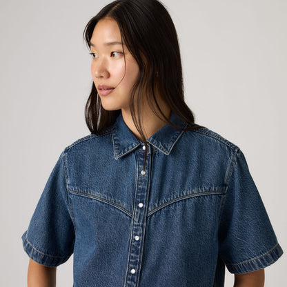 LEVI'S® WOMEN'S LOGAN SHORT-SLEEVE DENIM SHIRT - DARK INDIGO - WORN IN