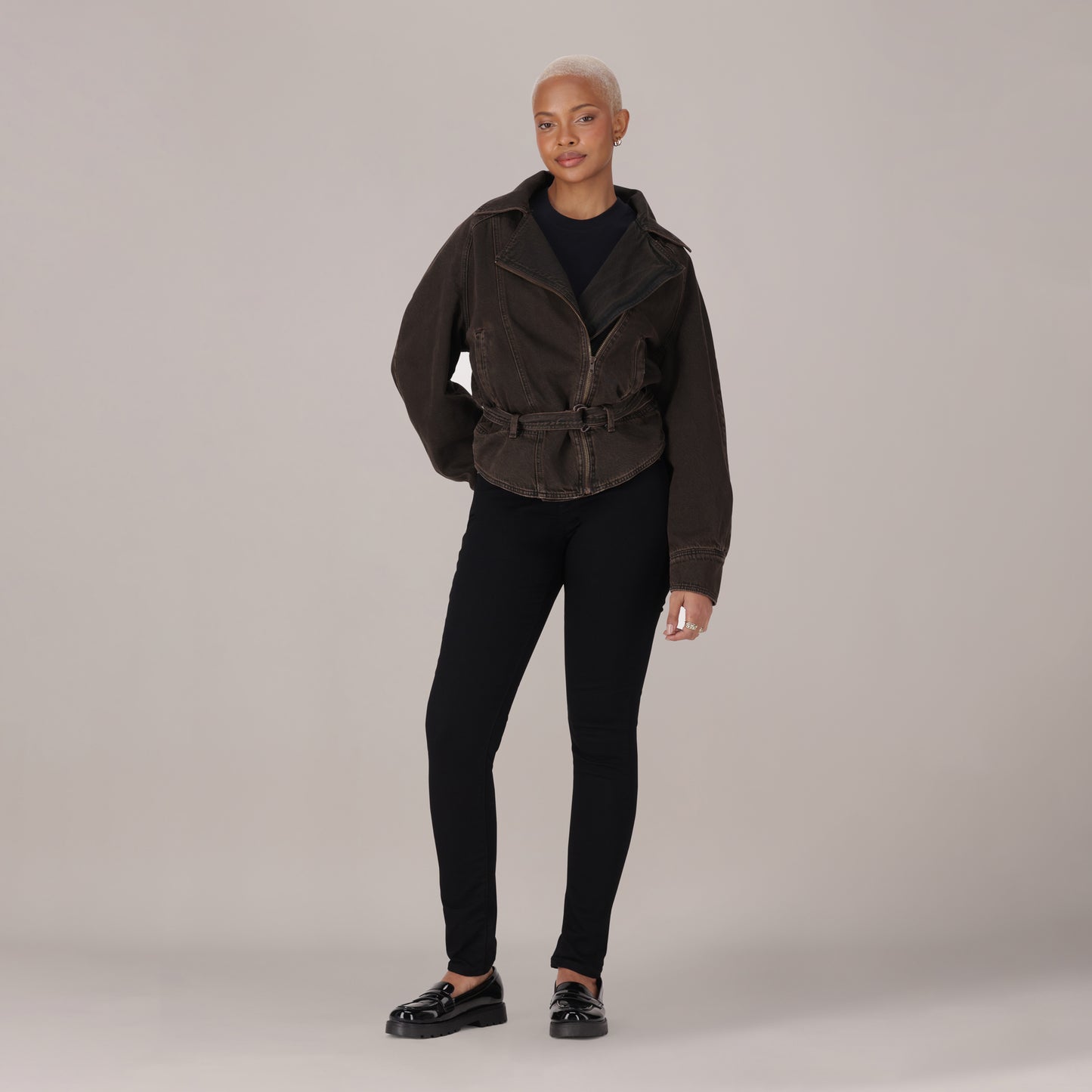 LEVI'S® WOMEN'S CURVY HIGH-RISE SUPER SKINNY  - BLACK