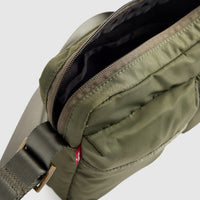 LEVI'S® MEN'S MISSION BAY CROSSBODY - GREEN