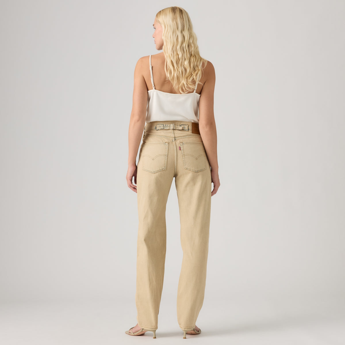 LEVI'S® WOMEN'S LOW STRAIGHT JEANS - MED INDIGO - WORN IN