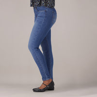 LEVI'S® WOMEN'S CURVY HIGH-RISE SUPER SKINNY  - MED INDIGO - WORN IN