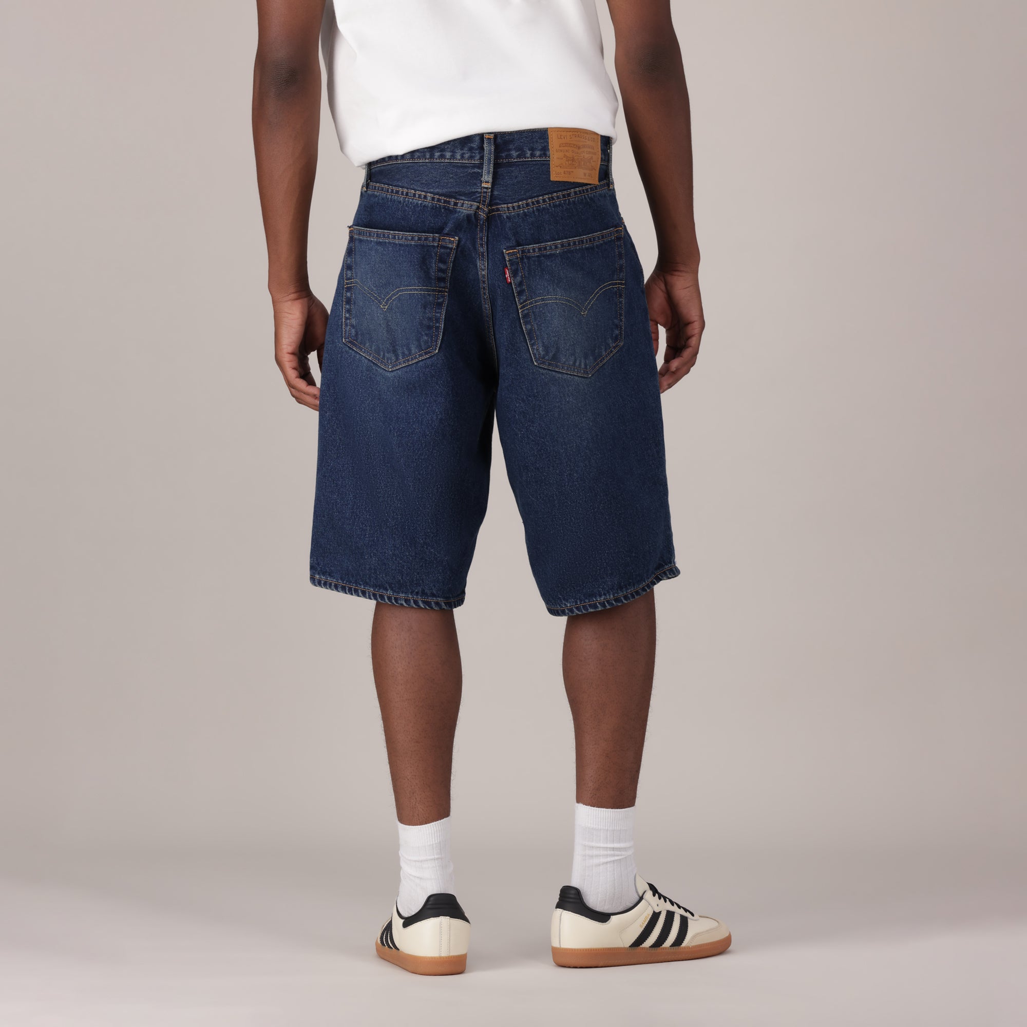 LEVI'S® MEN'S 478 BAGGY SHORTS - DARK INDIGO - WORN IN