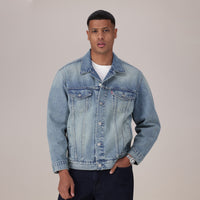 LEVI'S® MEN'S RELAXED TRUCKER JACKET - MED INDIGO - WORN IN